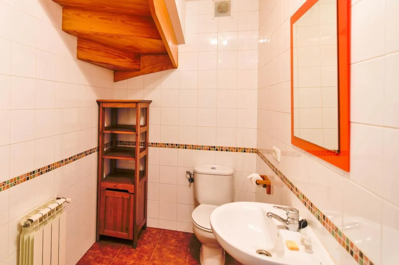 ¡Nuevo! Comodo Y Amplio Chalet Con Jardin Cubas  Spain